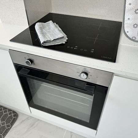 Modern 3-Bed Hideaway Near Westgate With Parking Vila Canterbury Exterior foto