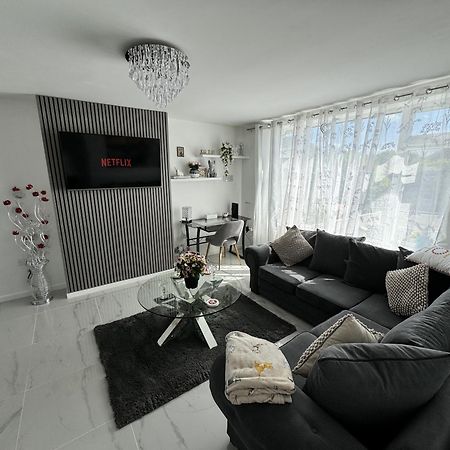 Modern 3-Bed Hideaway Near Westgate With Parking Vila Canterbury Exterior foto